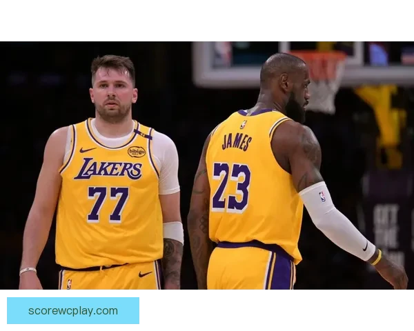 东契奇复出砍42分12助攻湖人力克骑士 里夫斯艾顿双双贡献精彩表现